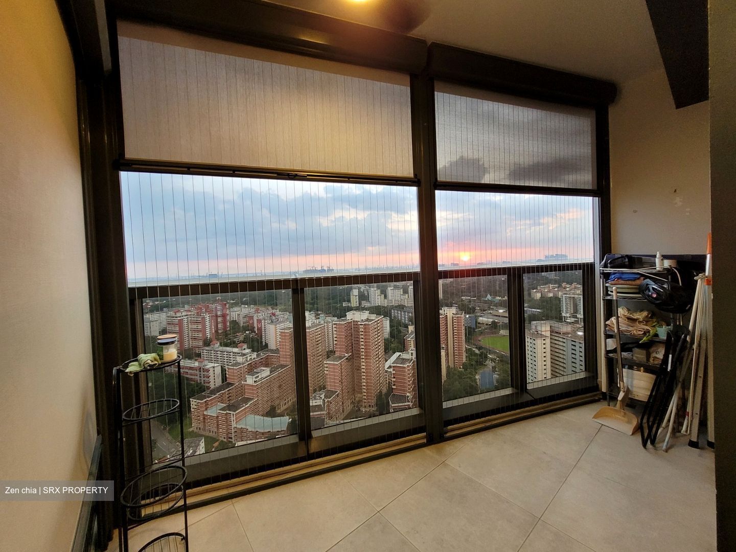 Commonwealth Towers (D3), Condominium #373827101